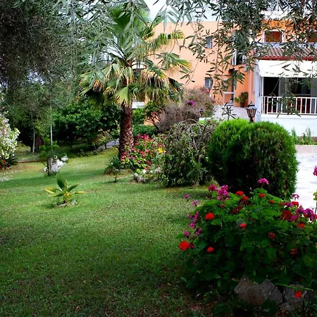 Tina Hotel Dassia (Corfu)