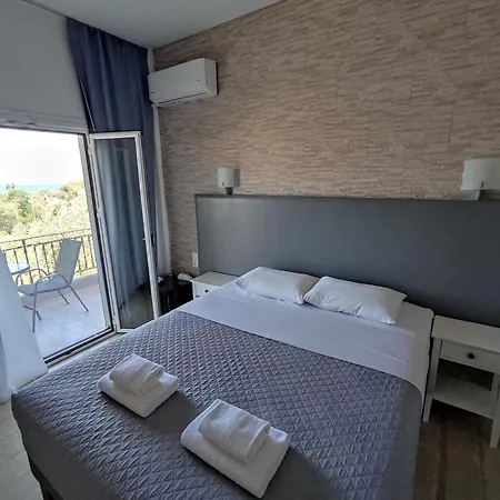 Tina Hotel Dassia (Corfu)