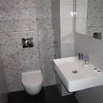 Tina Hotel 2*
