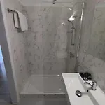 Hotel Tina 2*