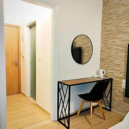 Hotel Tina 2*